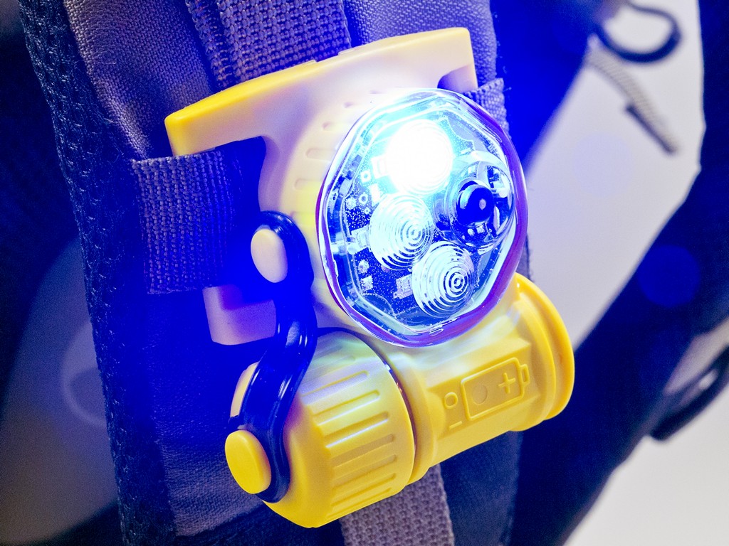 Neptune Venture LED Signal Light Cejay Engineering Distress Beacon Strobe 